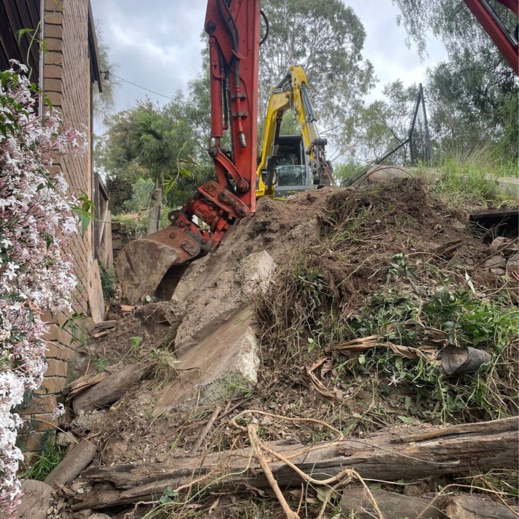 Emergency excavation services in Melbourne - HAmmer